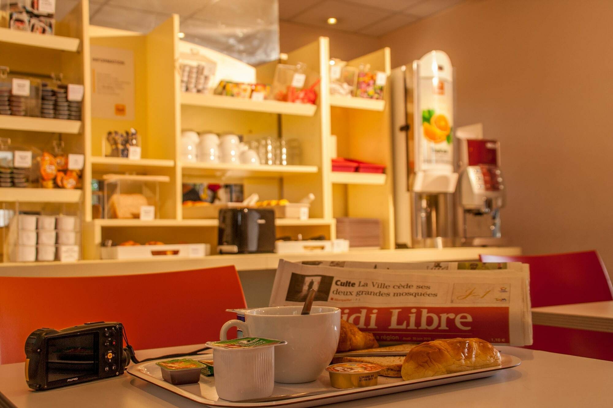 Greet Hotel Montpellier Aeroport Parc Des Expos Mauguio Eksteriør bilde